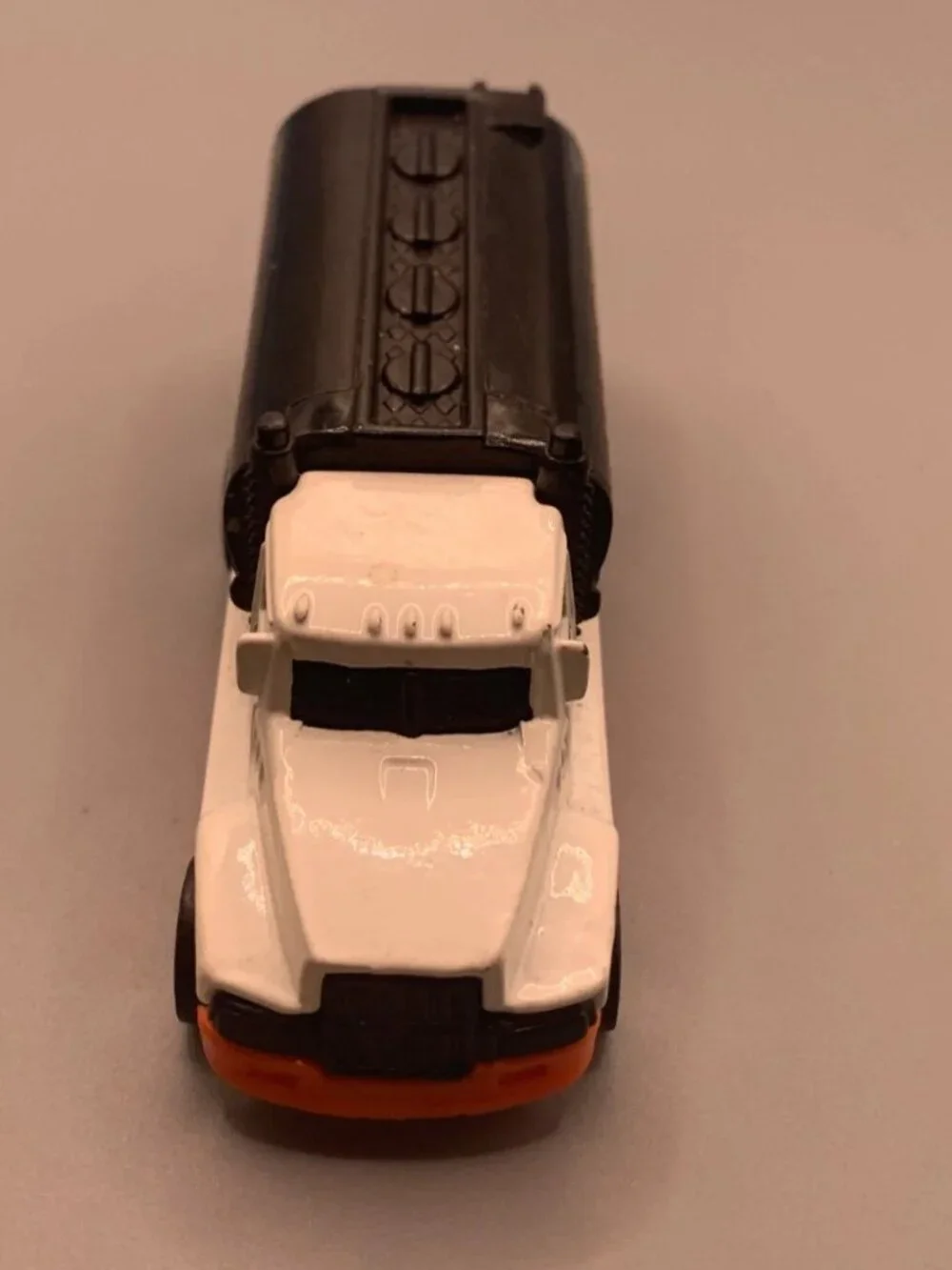 1:64 Hot Wheels Peterbilt Road Department Diecast Tank Truck LOOSE